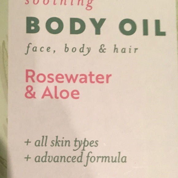 🔆SOLD🔆 BOLERO Beverly Hills BODY OIL Rosewater & Aloe - Picture 2 of 7